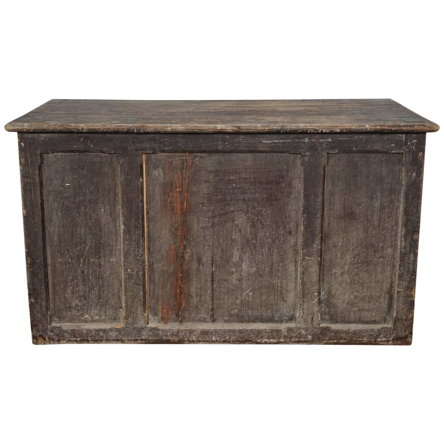 Primitive French Counter
