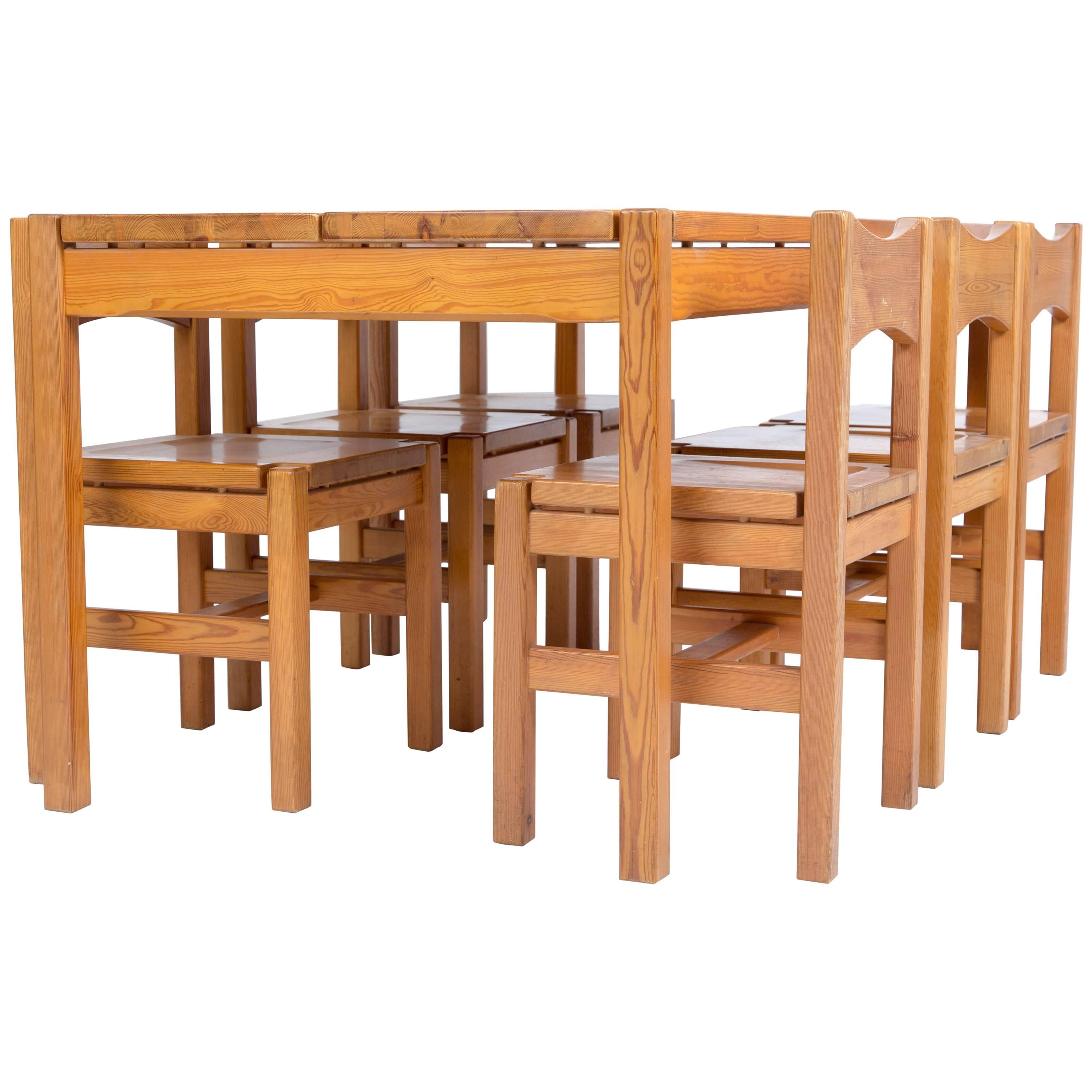 TAPIOVAARA  Hongisto dining set with eight chairs for Laukaan Puu Oy For Sale