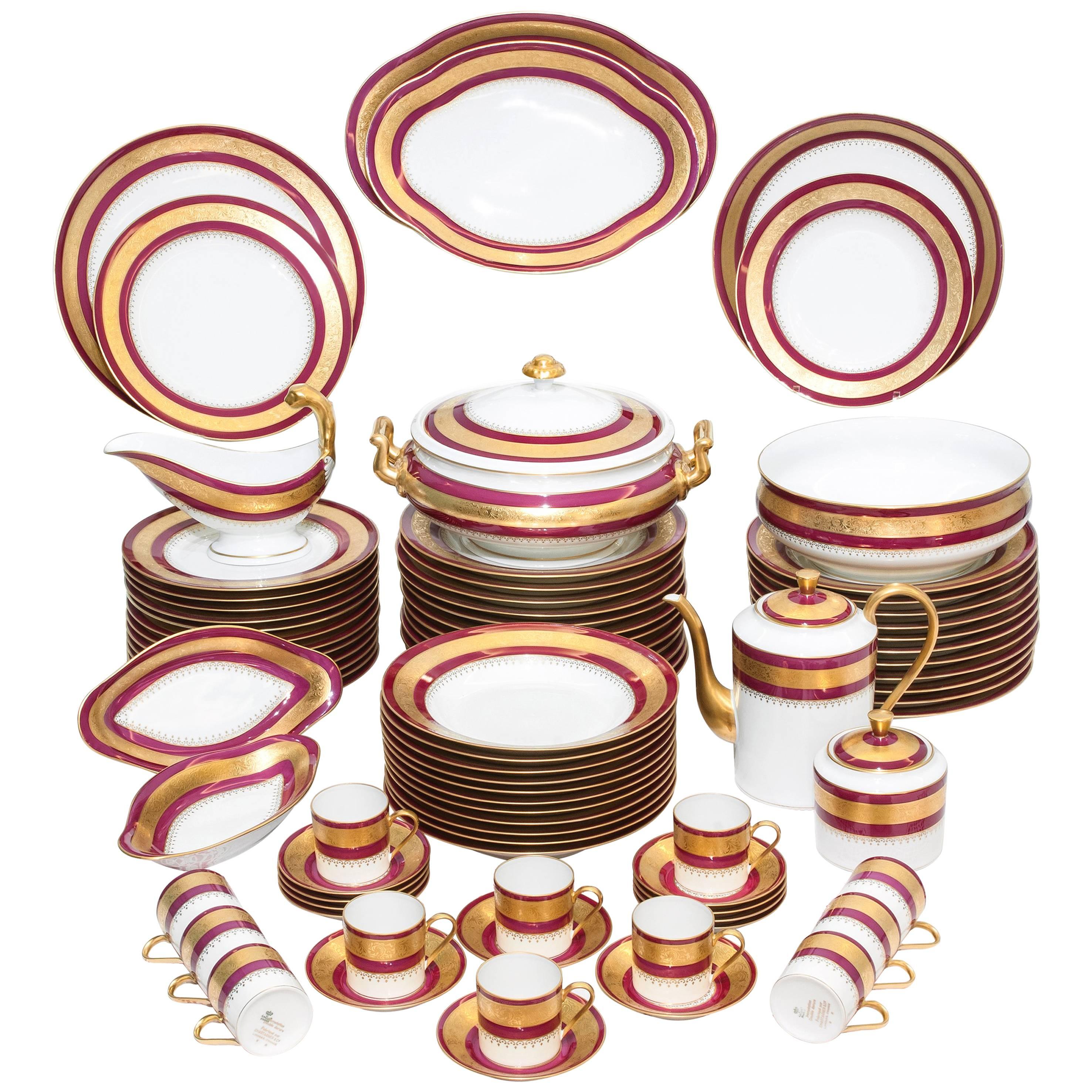 French Limoges Chastagner Table Service, circa 1950 For Sale