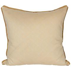 A Fortuny Fabric Cushion in the Jupon Pattern 4