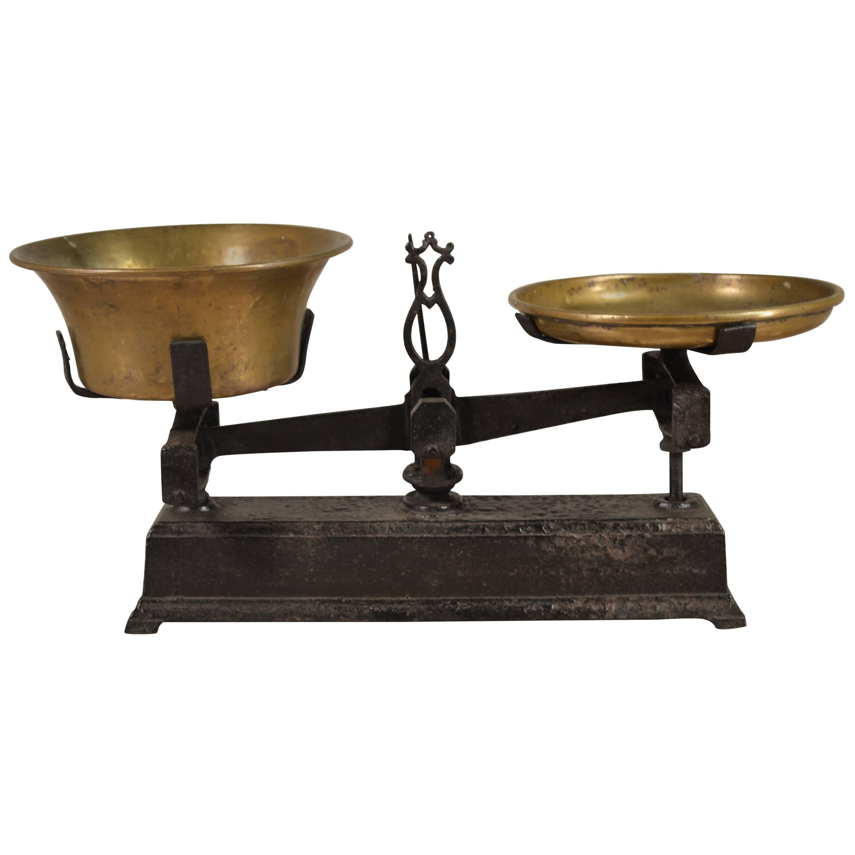 19th Century French Scale