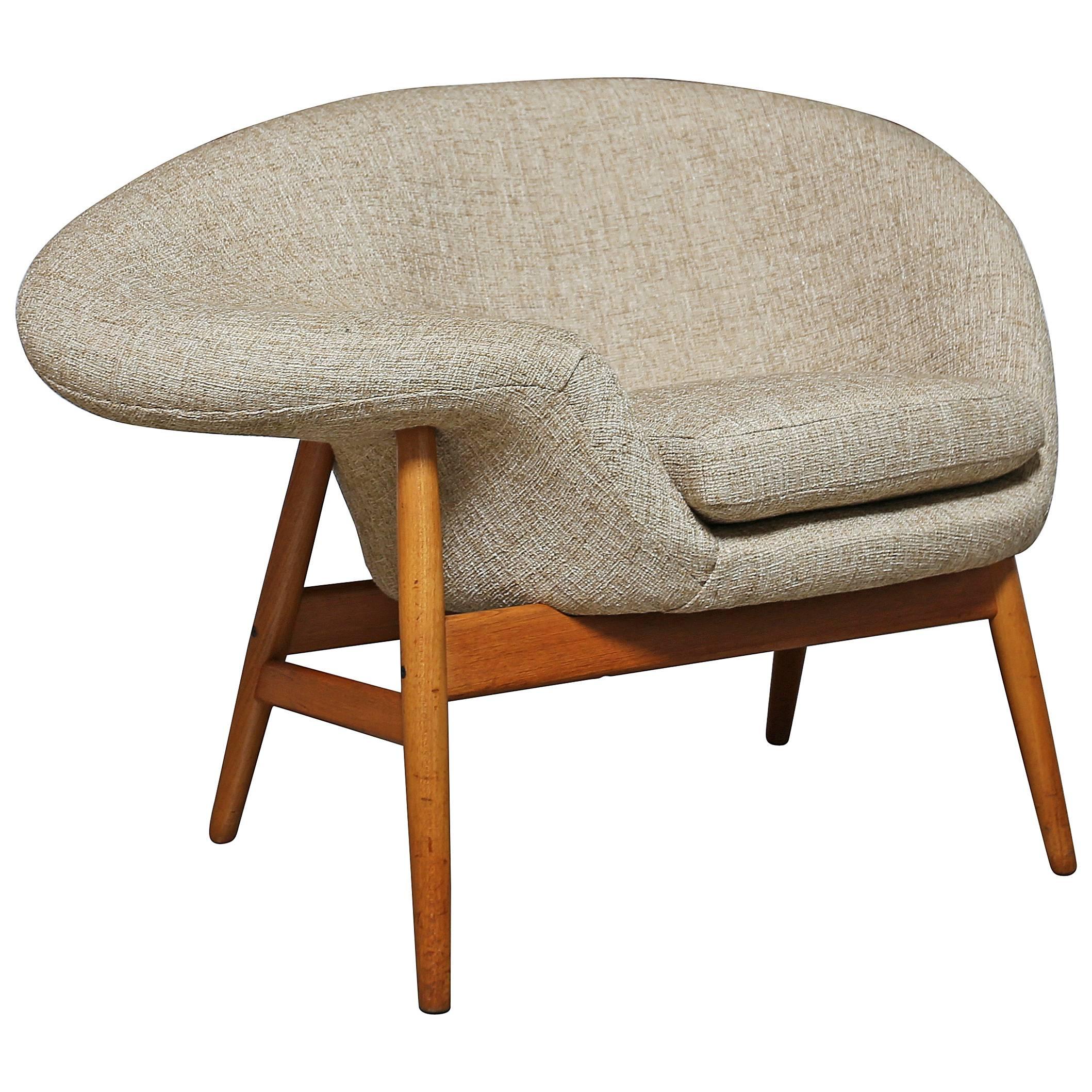Hans Olsen "Fried Egg" Lounge Chair