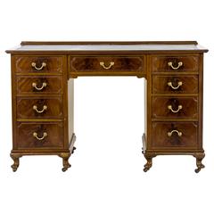 1910-1919 Desks