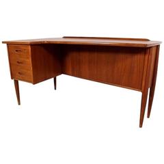 Scandinavian Mid-Century Desk by Göran Strand for Lelångs Möbelfabrik, Sweden