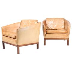 Pair of Lounge Chairs by Illum Wikkelsø 8