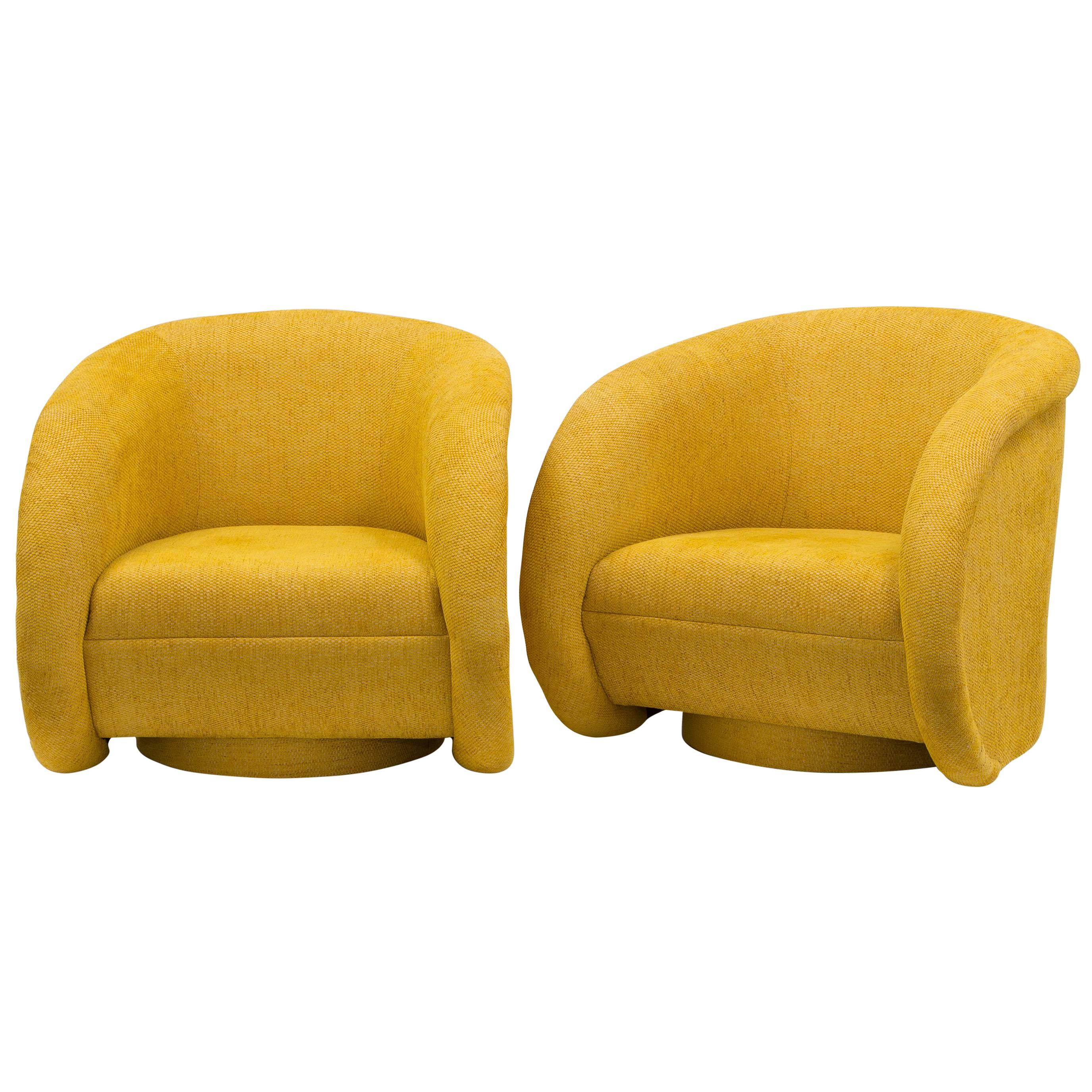 Large Pair of Upholstered Swivel Chairs, USA, Mid-1990s For Sale
