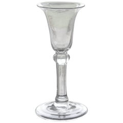 Bol à vin en verre à cloche George 11nd Balustroid à tige nouée, vers 1740