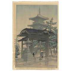 Vintage 20th Century Japanese Woodblock Print, Shin-hanga, Kawase Hasui, Temple in Rain