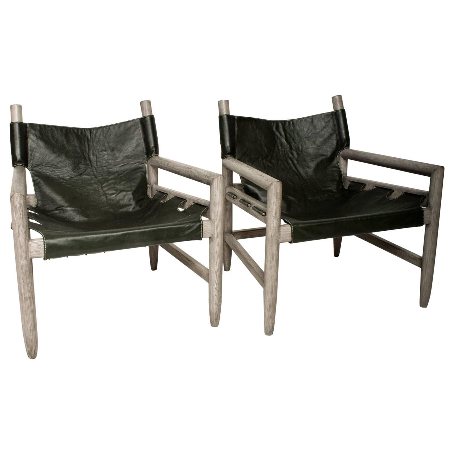 Mid Century Modern Pair of Safari Lounge Chairs