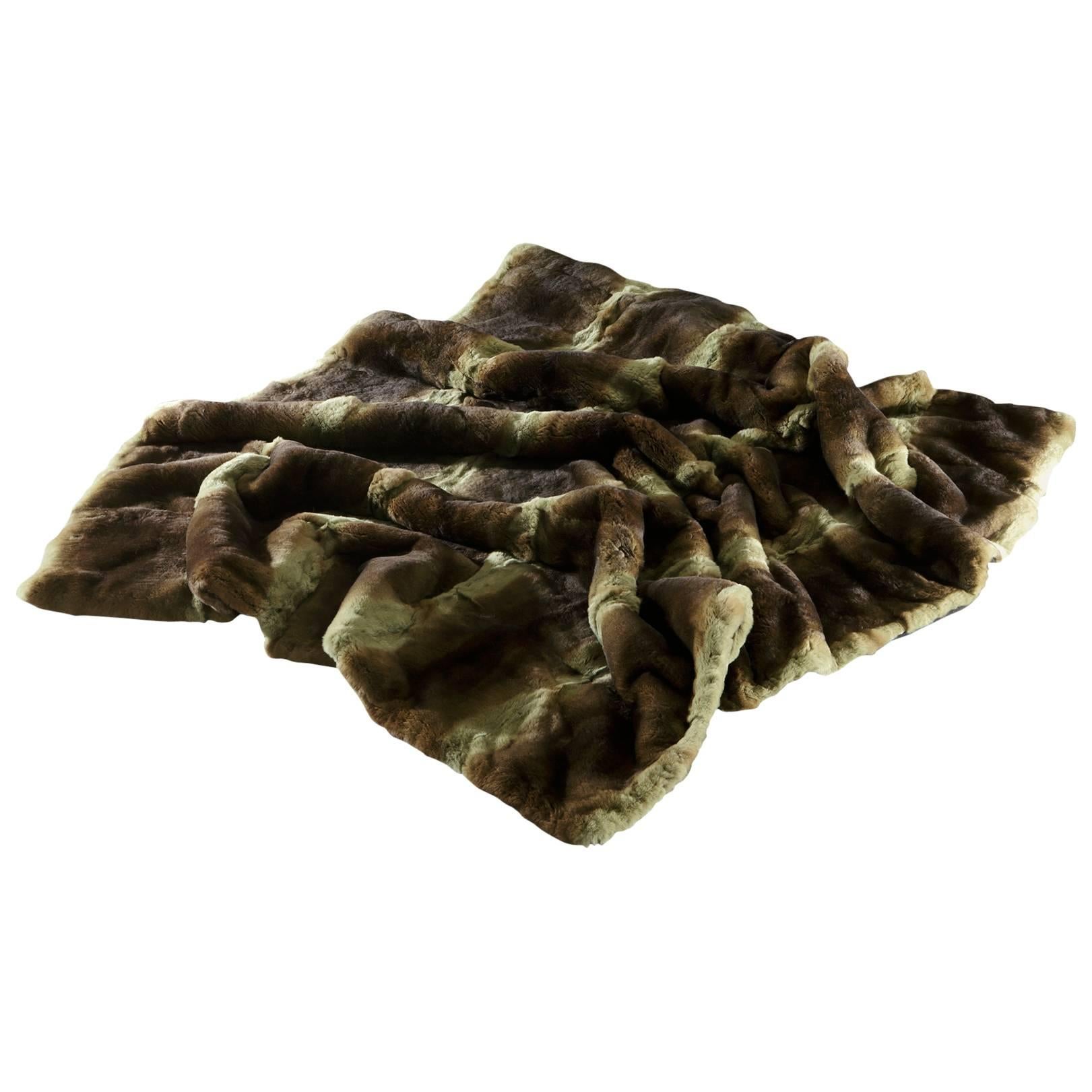 Orylag French Fur Throw - Dyed in Pistachio For Sale