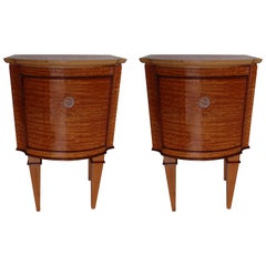 Pair of Very Elegant 1940s Lemon Wood Side Tables Nightstands