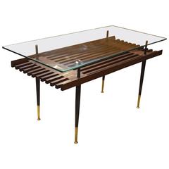 Beautiful coffee table, glass, wood and brass