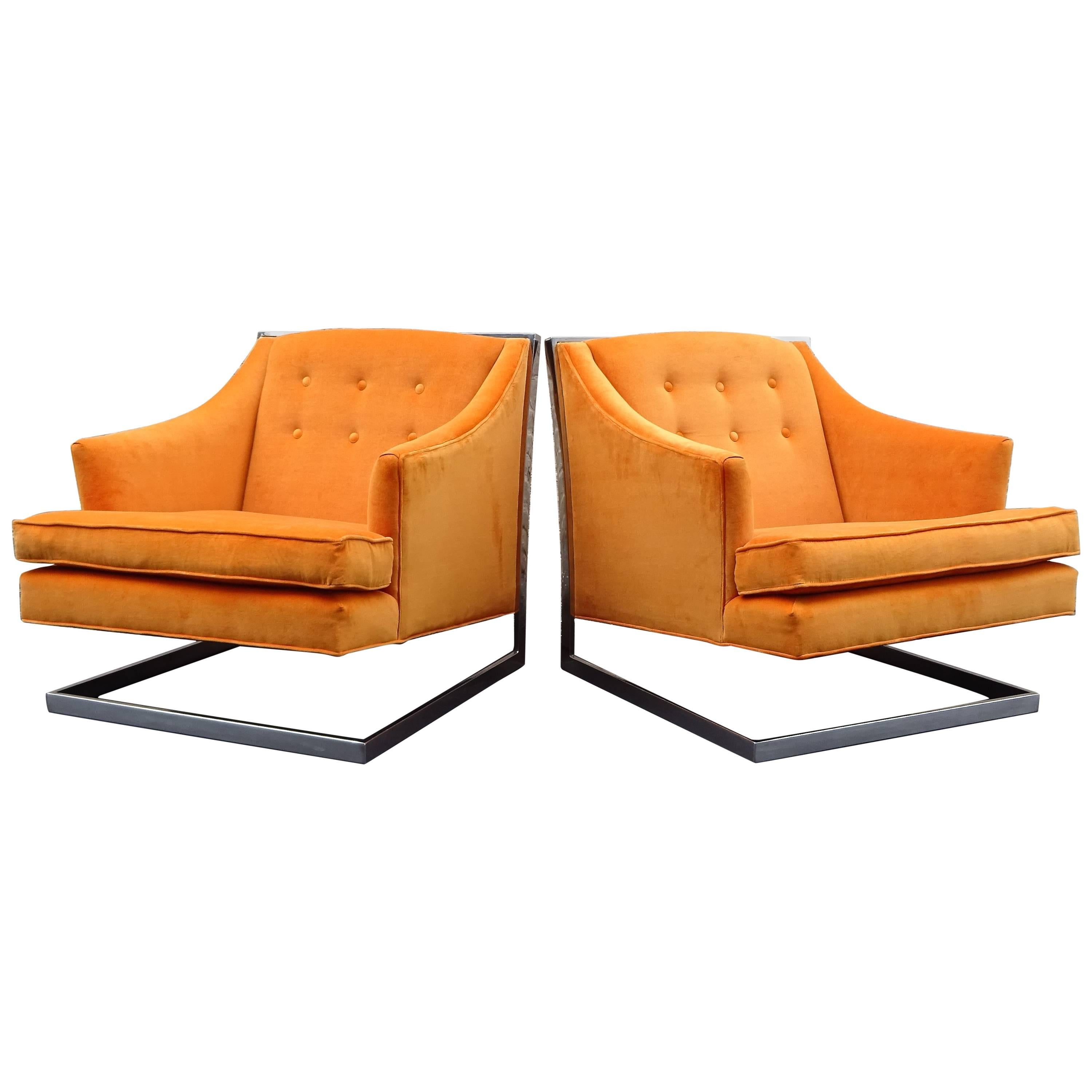 Fabulous Pair of 1970's Chrome Lounge Chairs After Milo Baughman For Sale