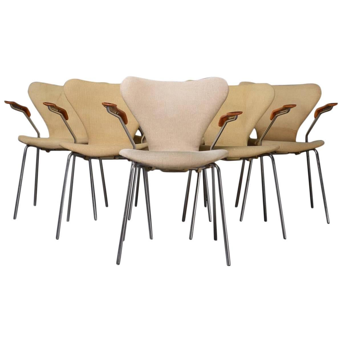 Set of Six AJ3207 Chairs by Arne Jacobson, Fritz Hansen