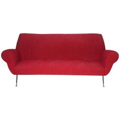 Divano curvo di metà secolo Minotti Gigi Radice Design Italiano Colore Rosso