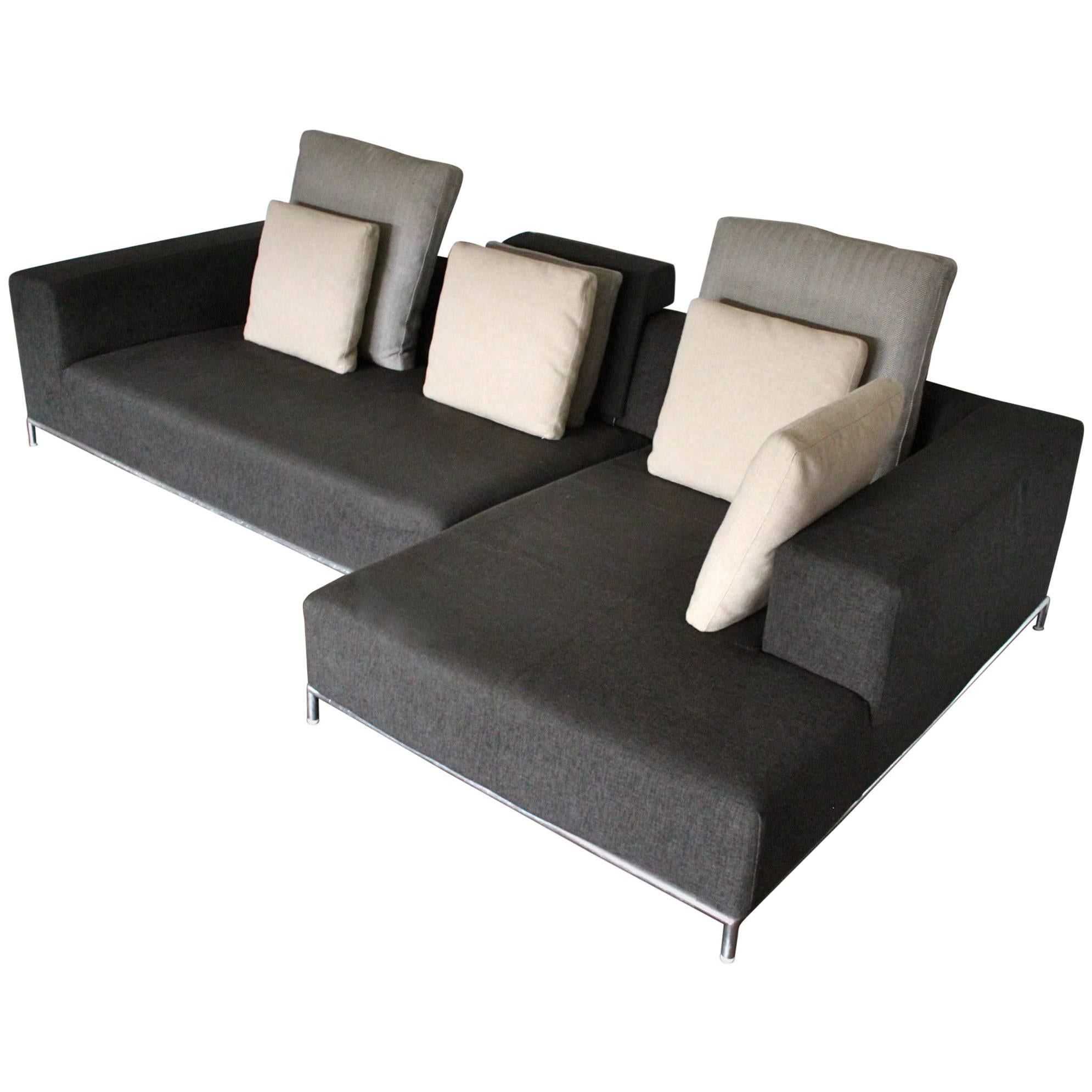 B & B Italia "George" Compact L-Shape Sofa in Dark Grey Linen, Antonio Citterio