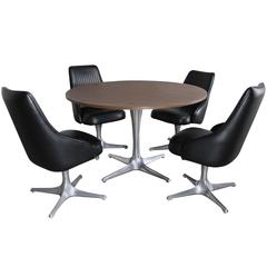 Retro Mid-Century Modern Chromcraft Decorables 1967 Selection Dinette Table and Chairs