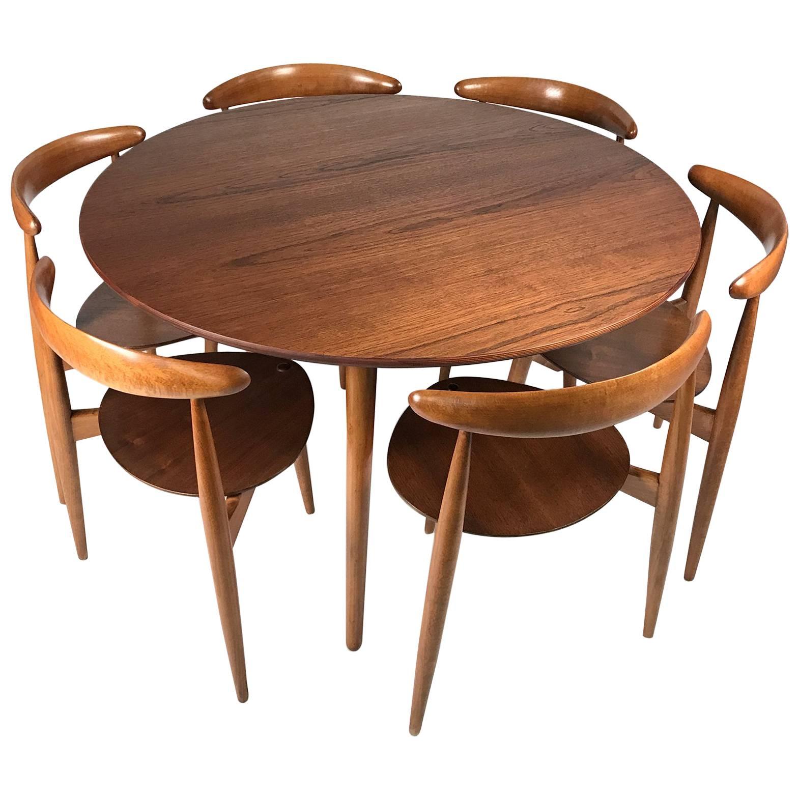 Hans Wegner 'Heart' Dining Table and Chairs for Fritz Hansen