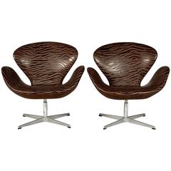 Arne Jacobsen for Fritz Hansen Swan Chairs, Pair