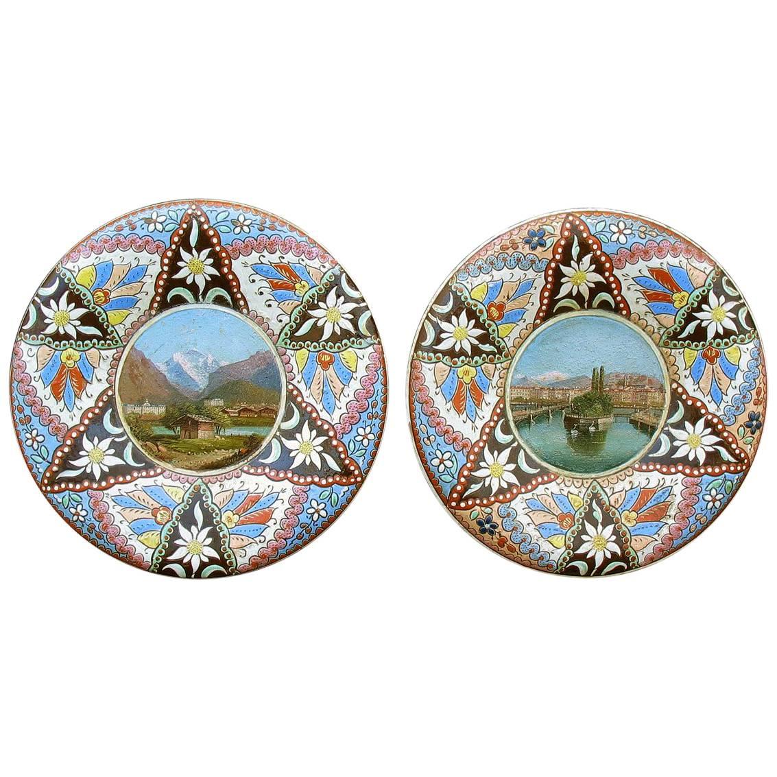 Paire d'assiettes Vedute Thoune « Tiner Majolika », vers 1890 en vente