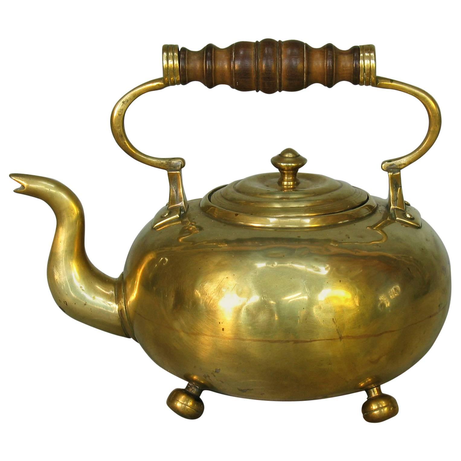 Early Victorian Brass Toddy Kettle, Fruit Wood Handle, circa 1840 For Sale