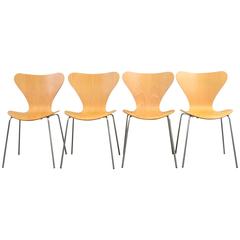 Four Serie7 Chairs by Designer Arne Jacobsen