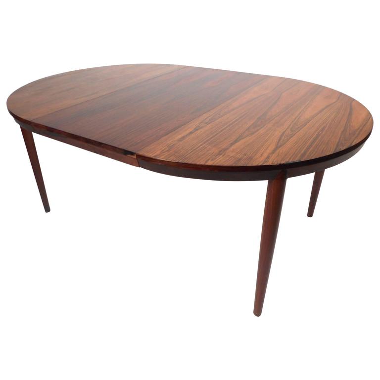 MidCentury Modern Rosewood Dining Table at 1stdibs