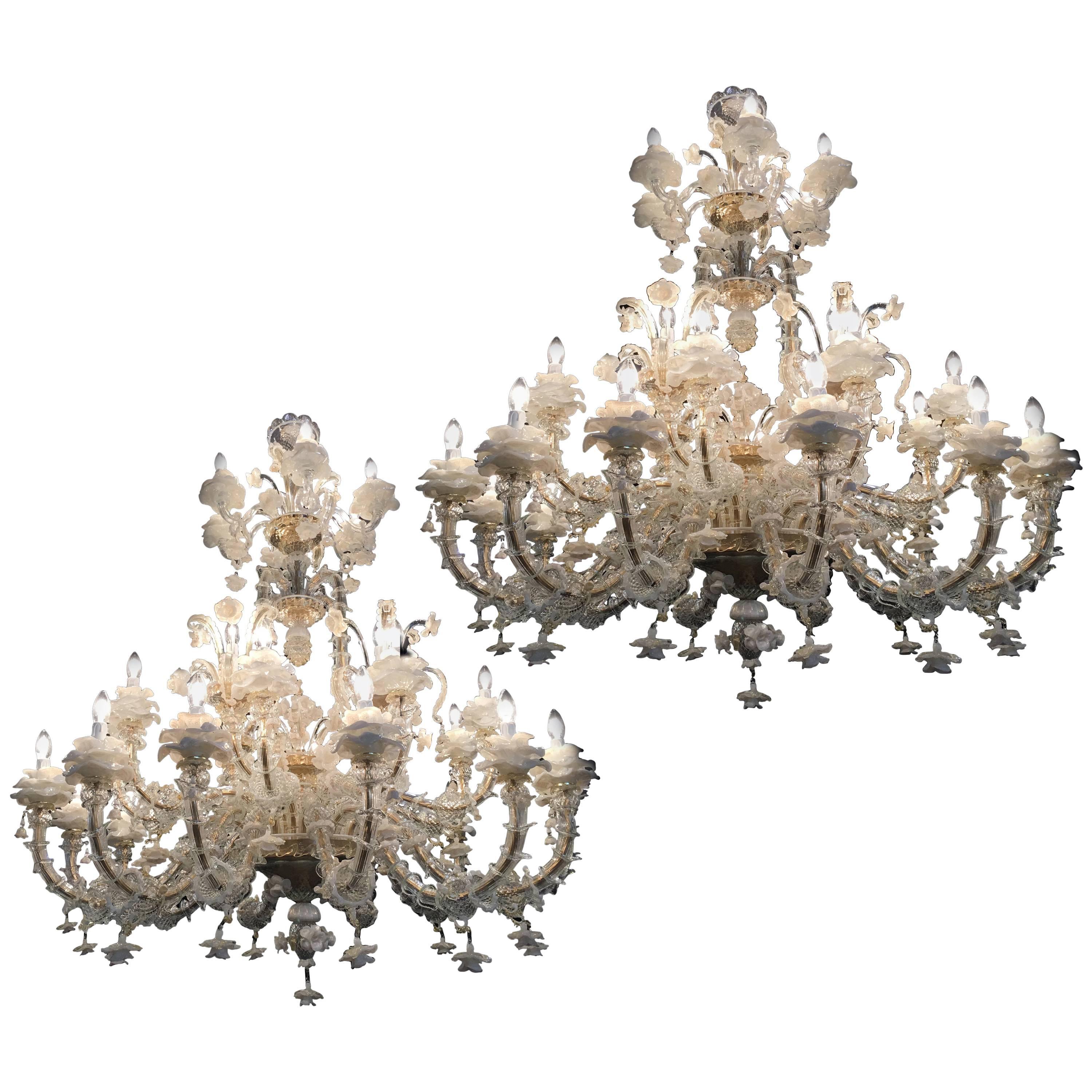Sumptuous Pair Of Murano Chandelier White and Gold, 1980s