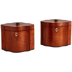 Pair of Elegant Form Georgian Satinwood Tea Caddies, circa 1820 8