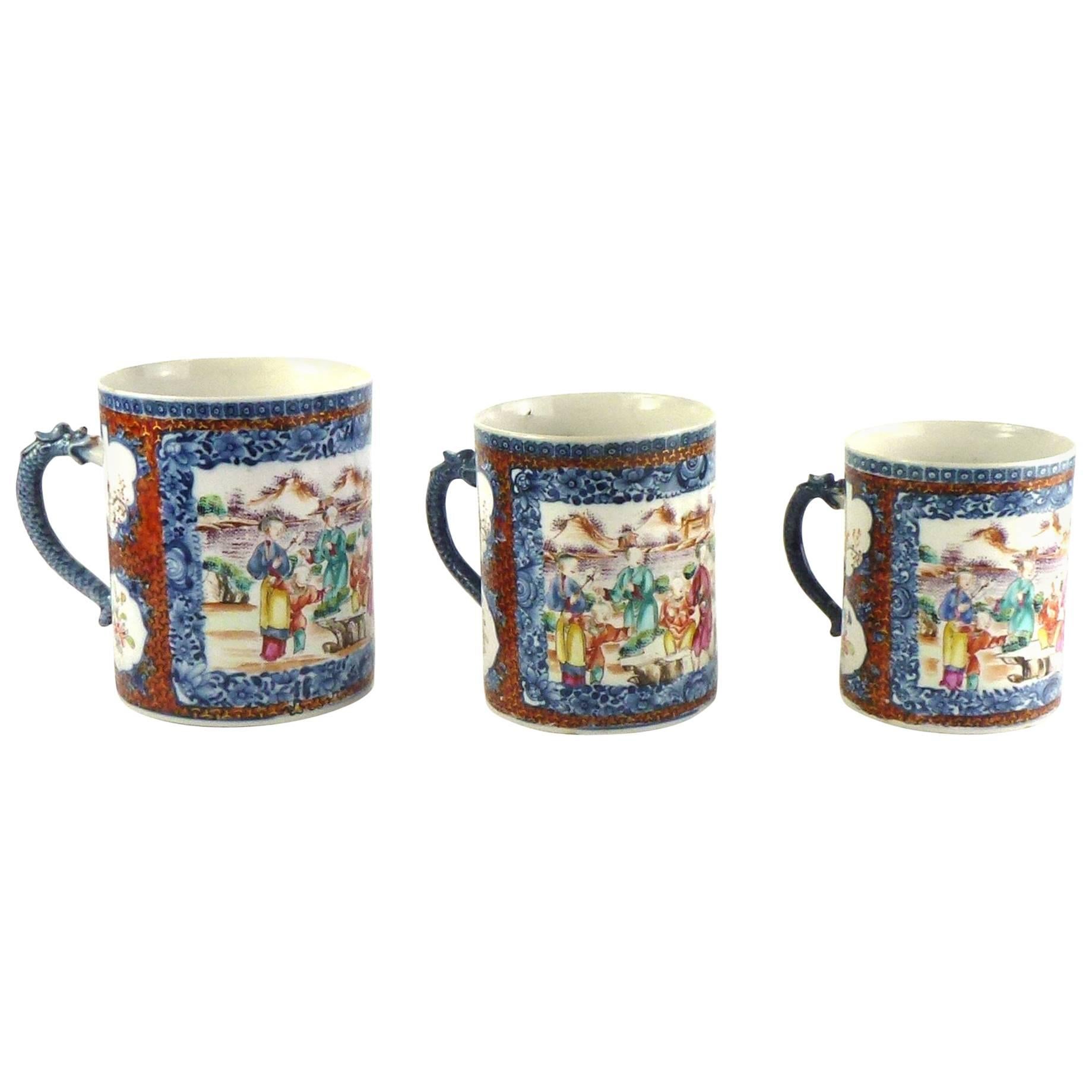Chinese Export Porcelain Suite of Three Qianlong Period Mugs in Three Sizes For Sale