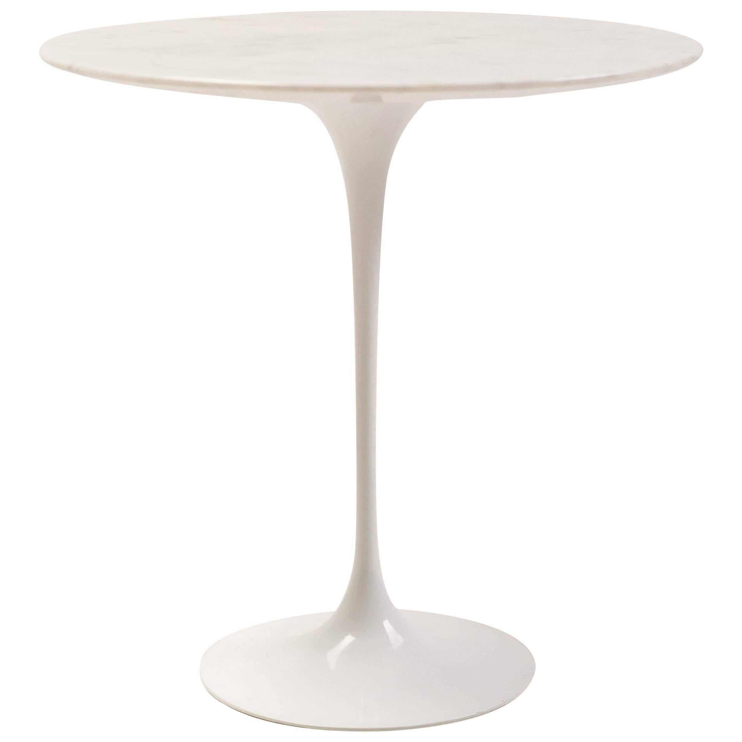 Eero Saarinen White Marble Side Table for Knoll, USA, circa 1960