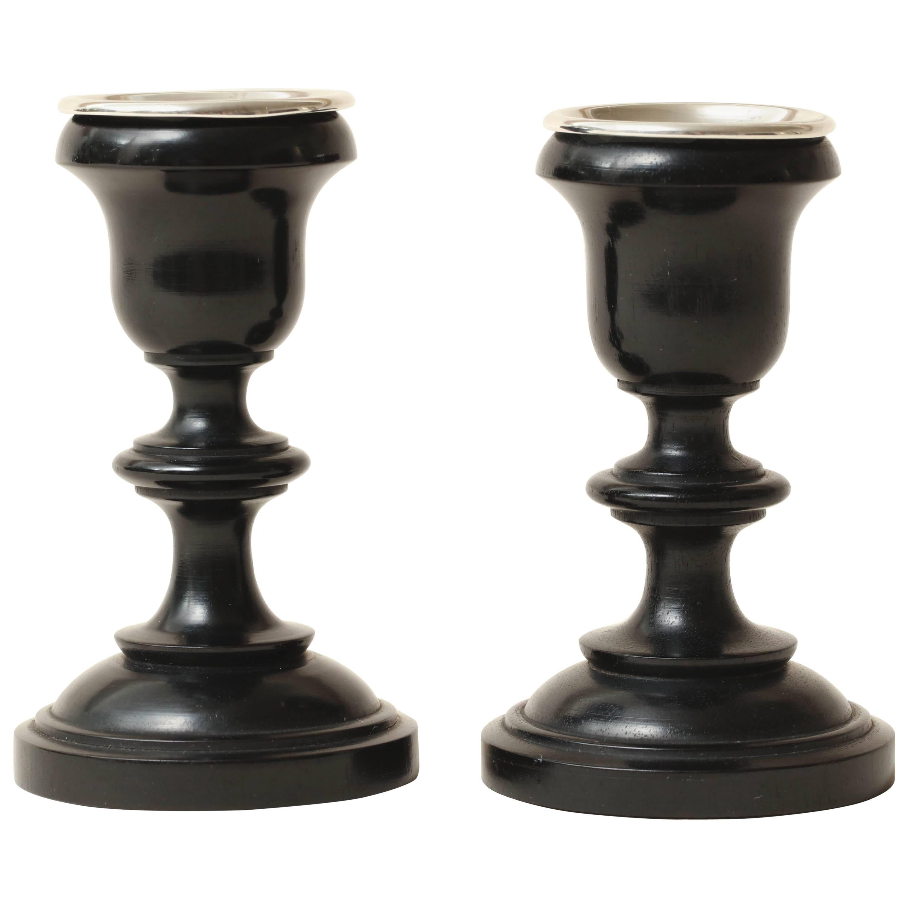 English Art Deco Pair of Ebony and Sterling Silver Candlesticks For Sale