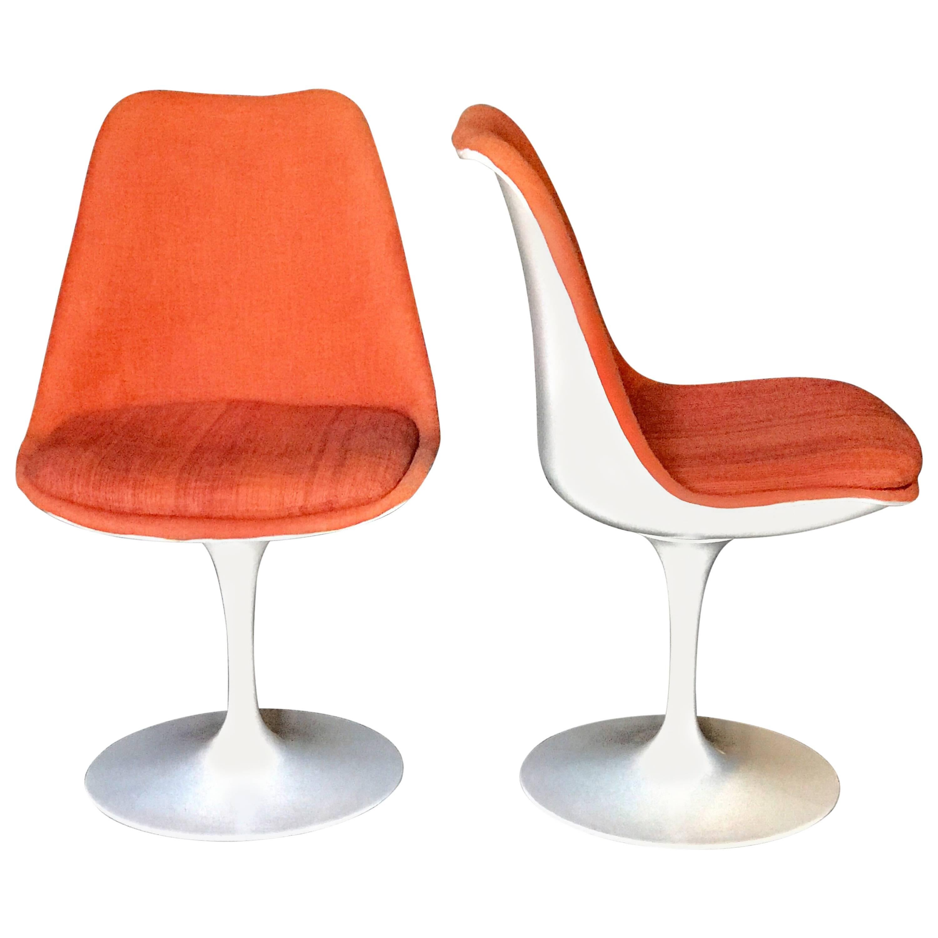 Pair of Saarinen Orange Swivel Chairs, 1960s