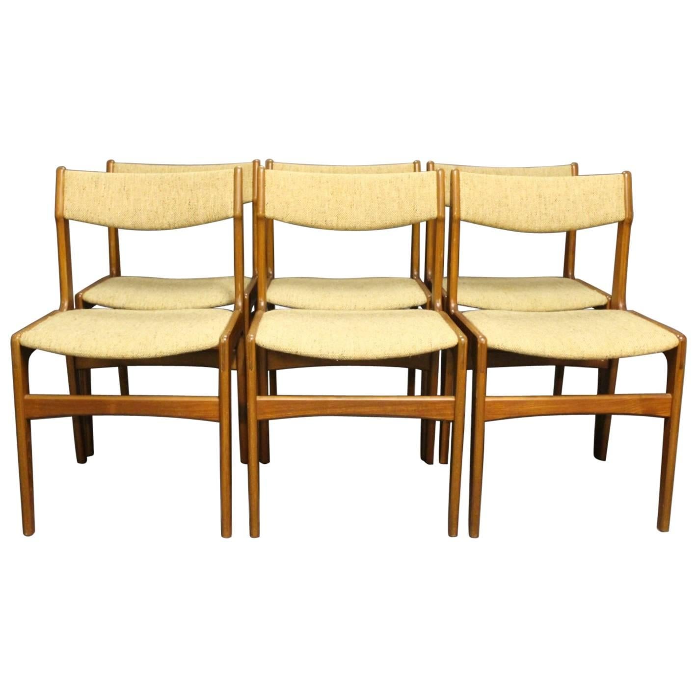 Set of Six Dining Room Chairs in Teak and Light Wool by Erik Buch, 1960s