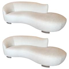 Pair of Magnificent Cloud Sofas by Kagan for Preview