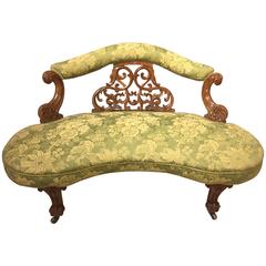 Beautiful Quality Carved Walnut Victorian Period Boudoir Sofa