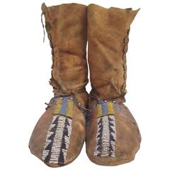 19th Century Plains Beaded Moccasins 4
