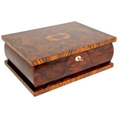 Noble Art Deco Box with Fine Inlay Work, Austria, circa. 1925