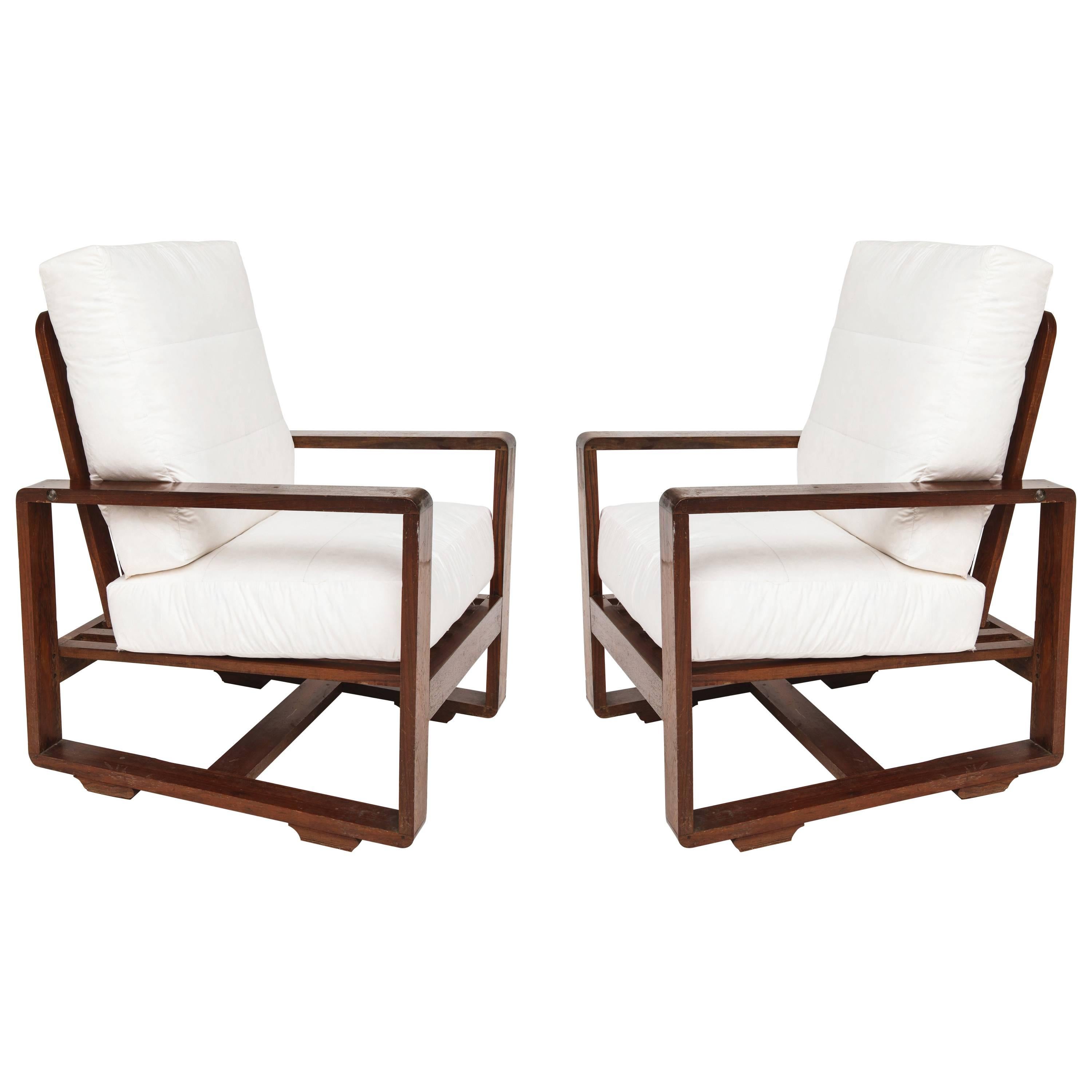 Sornay style deco rosewood lounge chairs, France 1930s-1940s mid-century

Incredible rosewood chairs with beautiful Patina throughout. Modernist square arms and tilting back. In lovely original condition.
Price is per chair 4 available.

Measures: