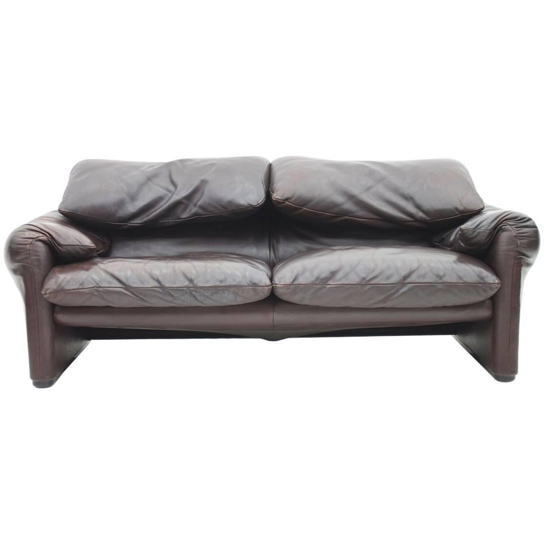 Leather Two-Seat Sofa Maralunga by Vico Magistretti for Cassina, 1973 For Sale