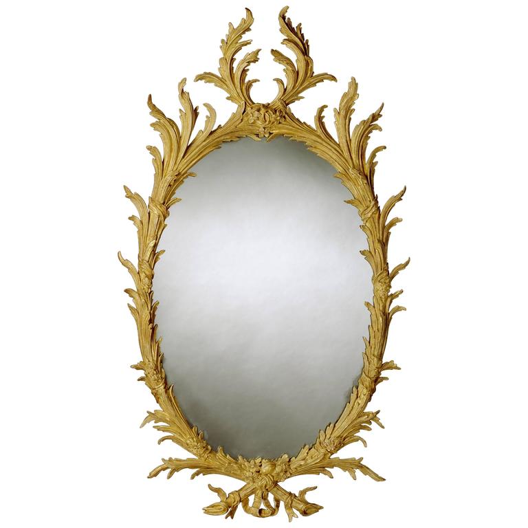 Early George III 18th Century Oval Carved Giltwood Mirror For Sale