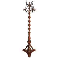 Italian 1940s Turned Walnut Coat Rack with Brass Accents 11