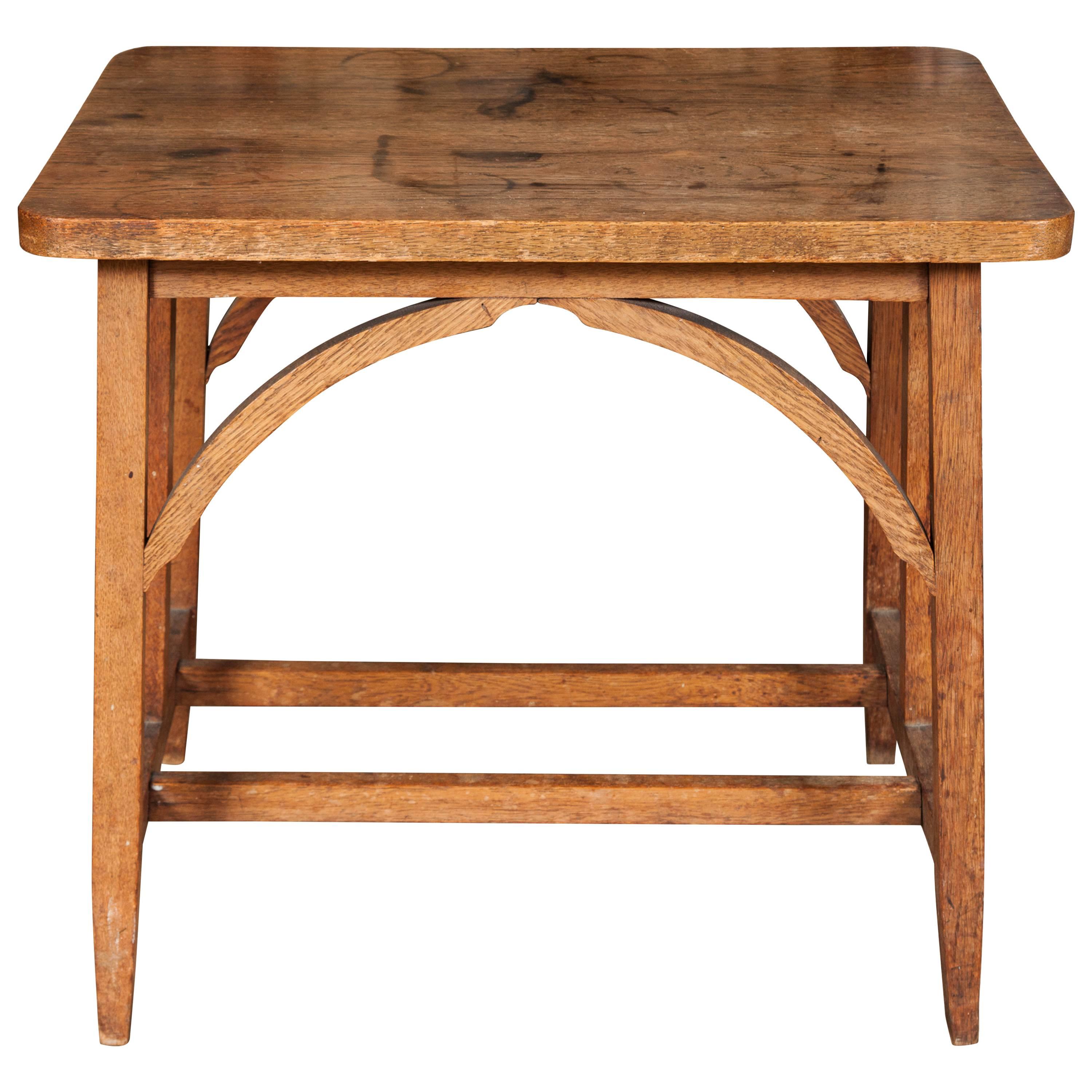 Small Oak Arts and Crafts Table