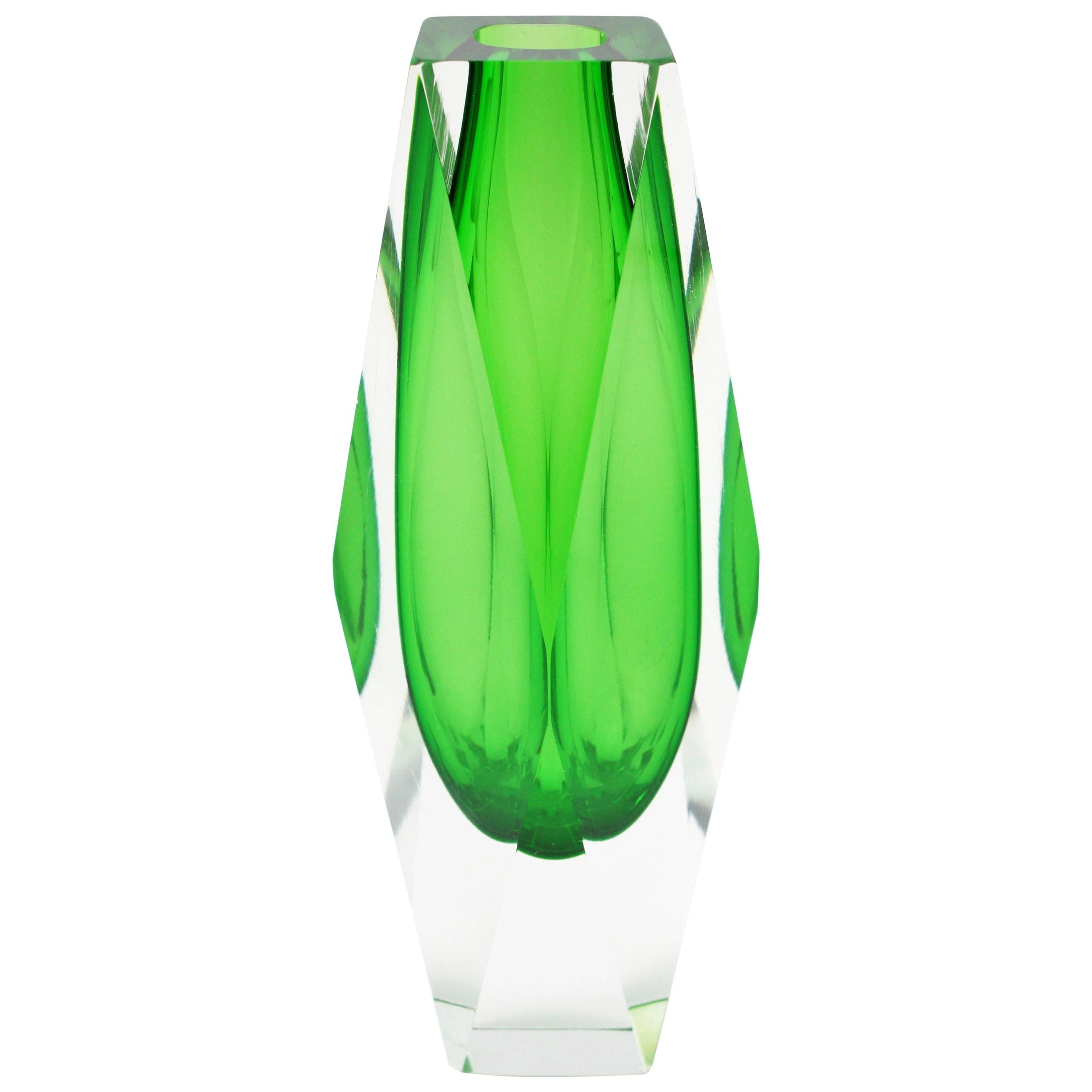 1960s Mandruzzato Lime Green Faceted Murano Glass Sommerso Vase