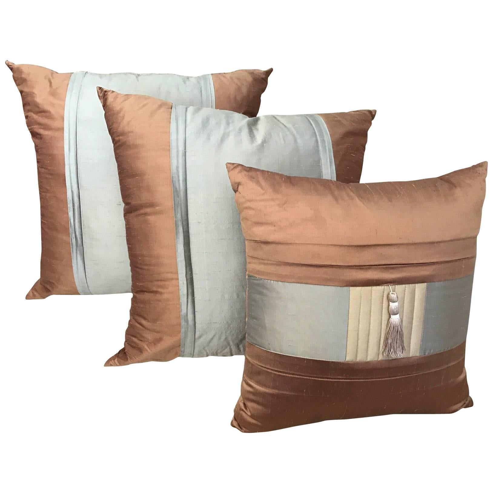 SALE Three Lee Jofa Silk Pillows Sandstone Brown, Graphite and Indian River Taup For Sale