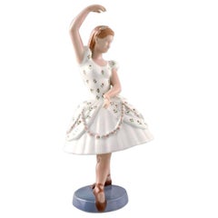 Figurine en porcelaine de Columbine B & G / Bing & Grondahl, numéro 2355