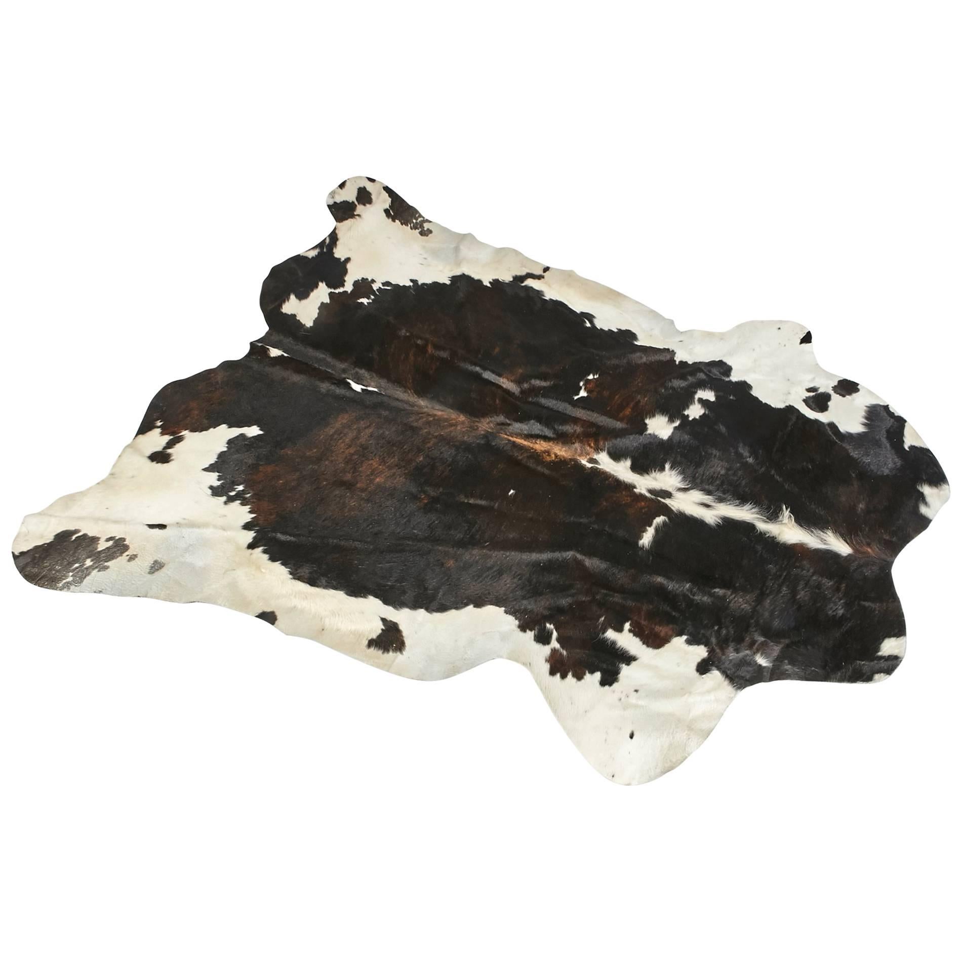 Argentinian Natural Black and White Cowhide Rug For Sale