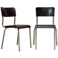 Chaises Rene Herbst en bakélite et chrome « 12 disponibles », France, années 1950