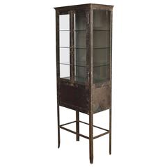 Vintage Industrial Bauhaus Display Cabinet / Vitrine, 1930s