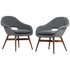 Beautiful Pair of 1960s Miroslav Navratil Lounge Chairs, New Upholstery 6